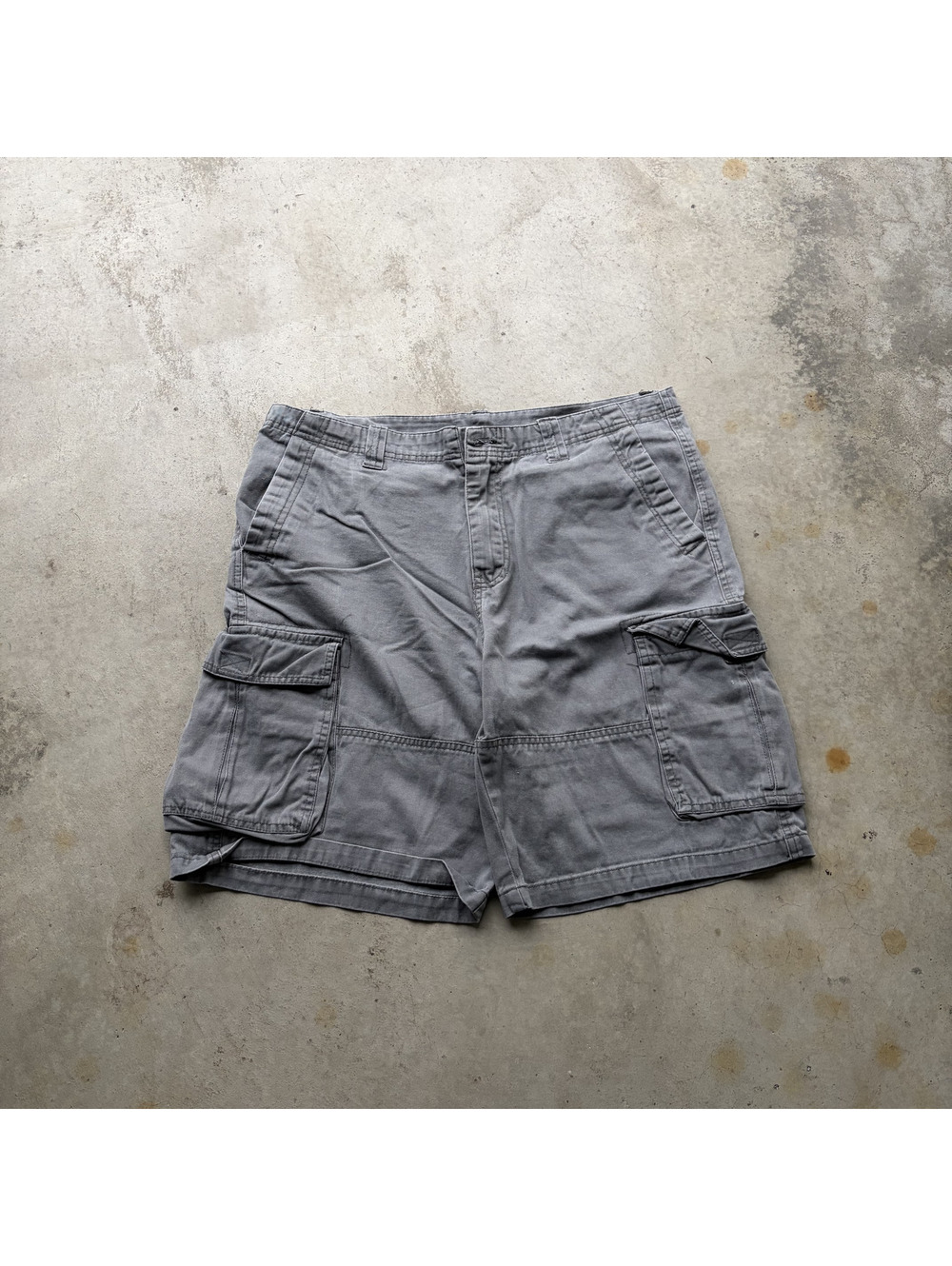 Bugle Boy Men's Gray Cargo Shorts Size 34